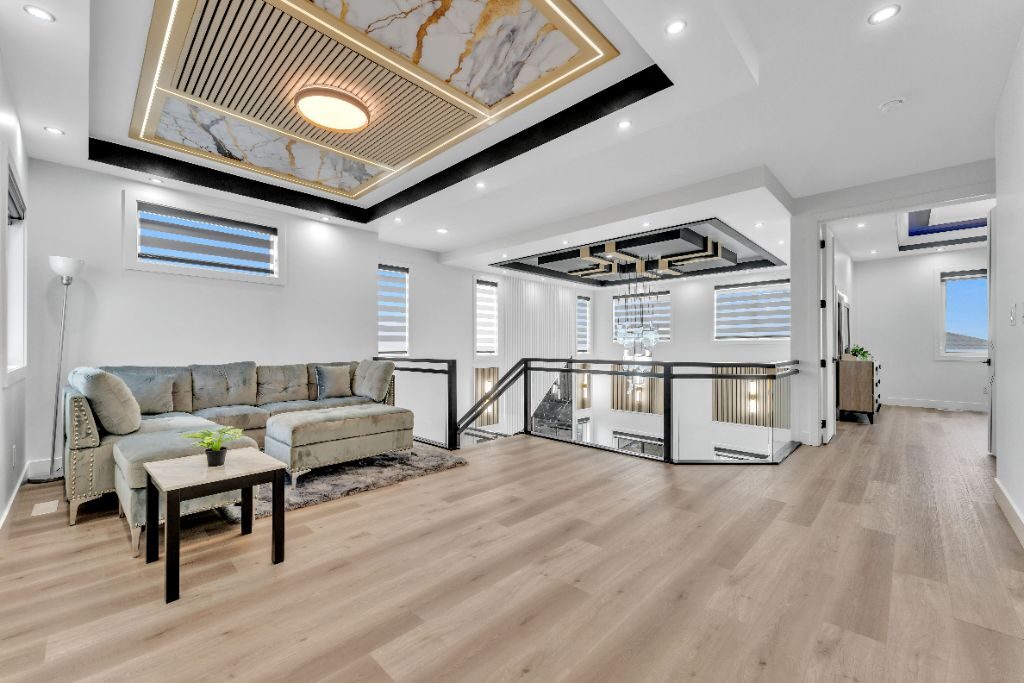 Show home photo 10