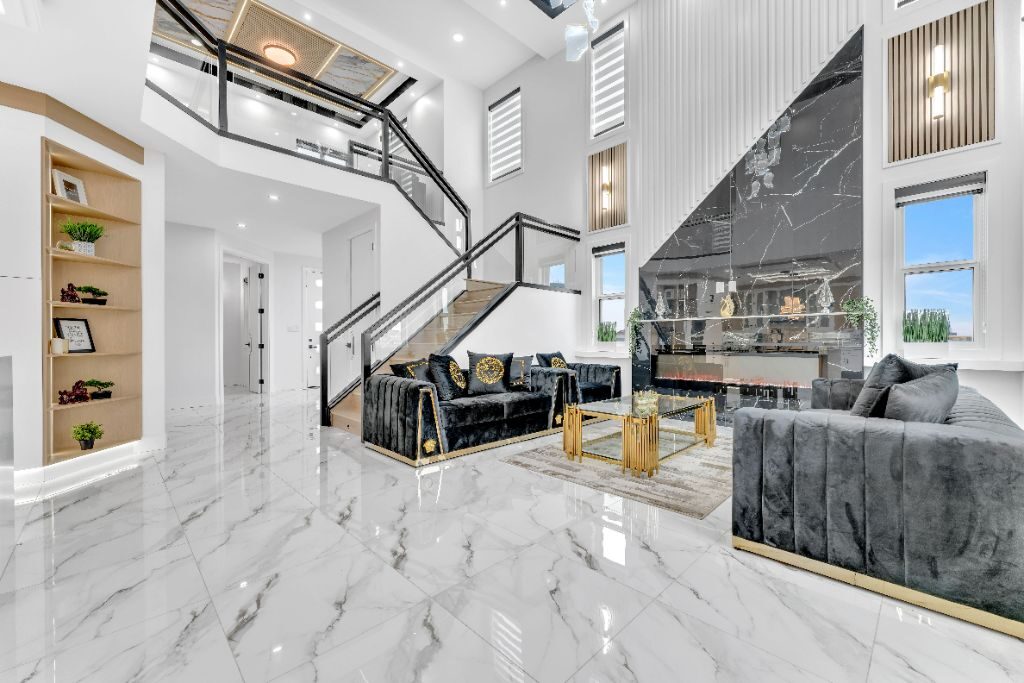 Show home photo 5